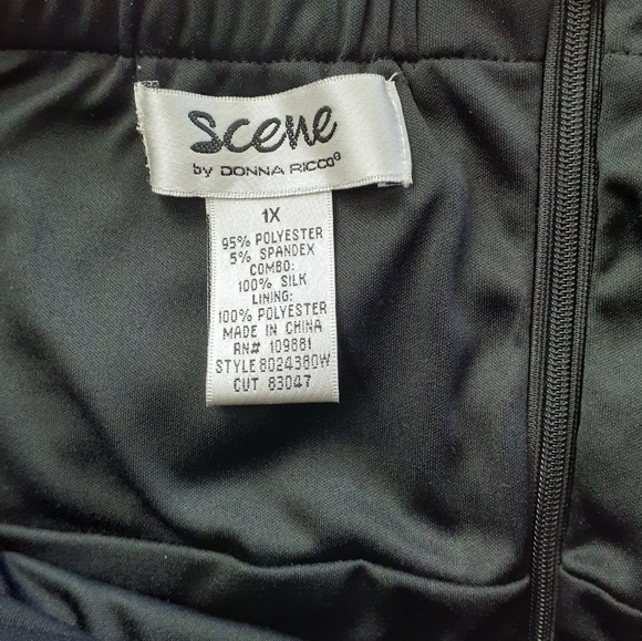 Donna Ricco 1X Black Halter Dress w/ Sheer Column - Picture 3 of 5